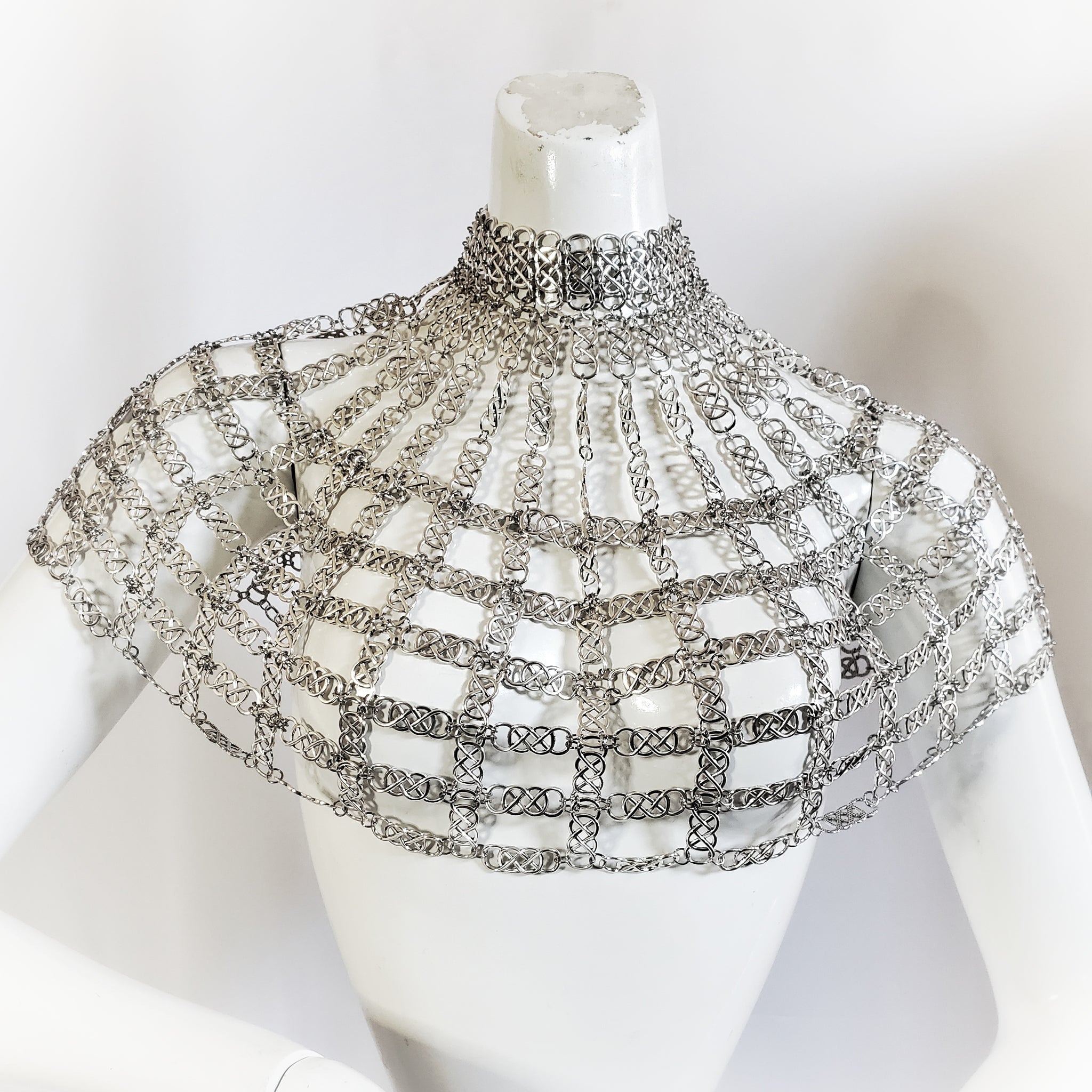 Celtic Infinity Link Queens Armor Hauberk