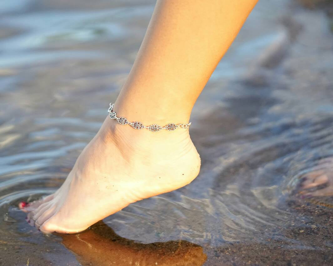 Romantic Silver Anklet Ren Faire Bohemian Festival Jewelry - DRAVYNMOOR