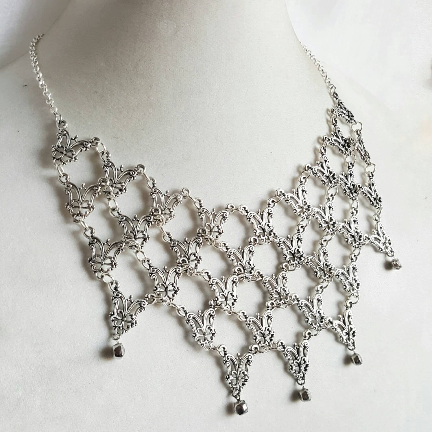 Silver Victorian Necklace - Bridal Jewelry - Ren Faire Costume - Victorian Jewelry - Fantasy Jewelry - Prom Jewelry - Handmade Gift Idea - DRAVYNMOOR