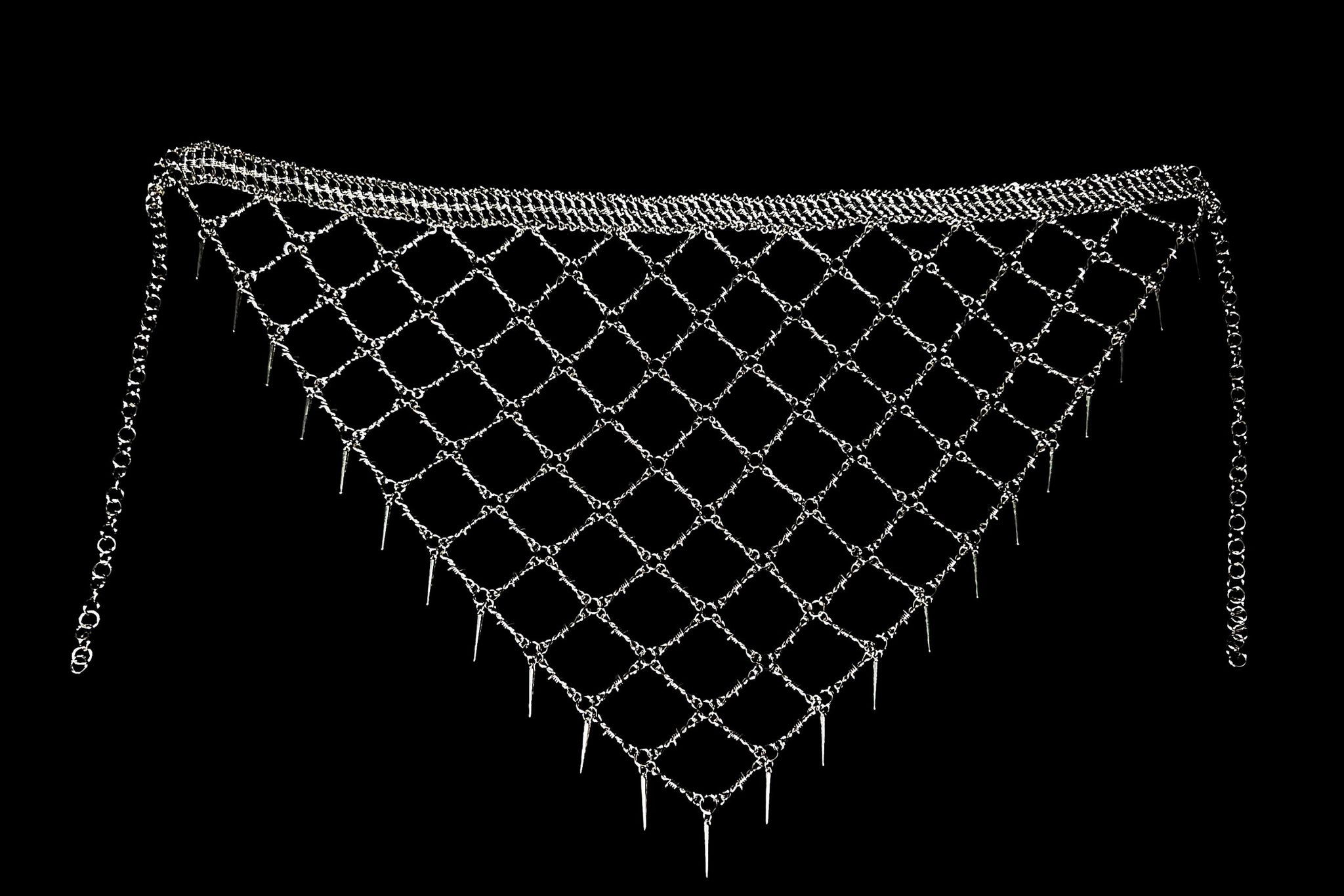 Barbed Wire Triangle Armor - DRAVYNMOOR