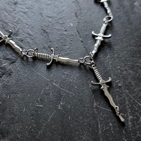 Dagger Necklace - DRAVYNMOOR