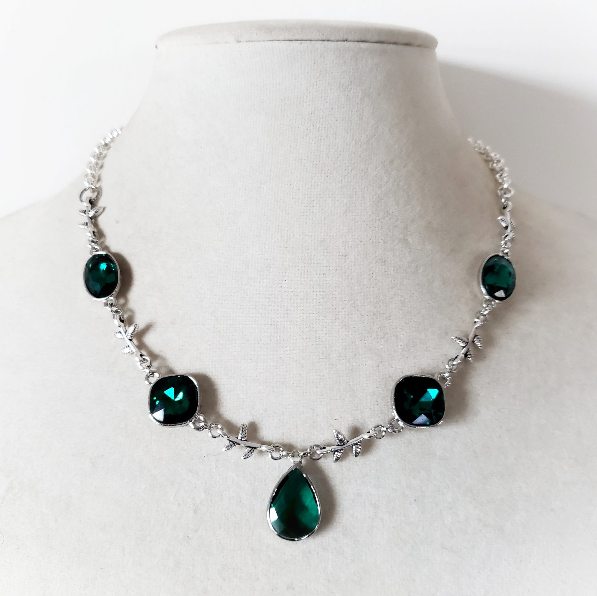 Bejeweled Vine Necklace in Green, Blue or Black