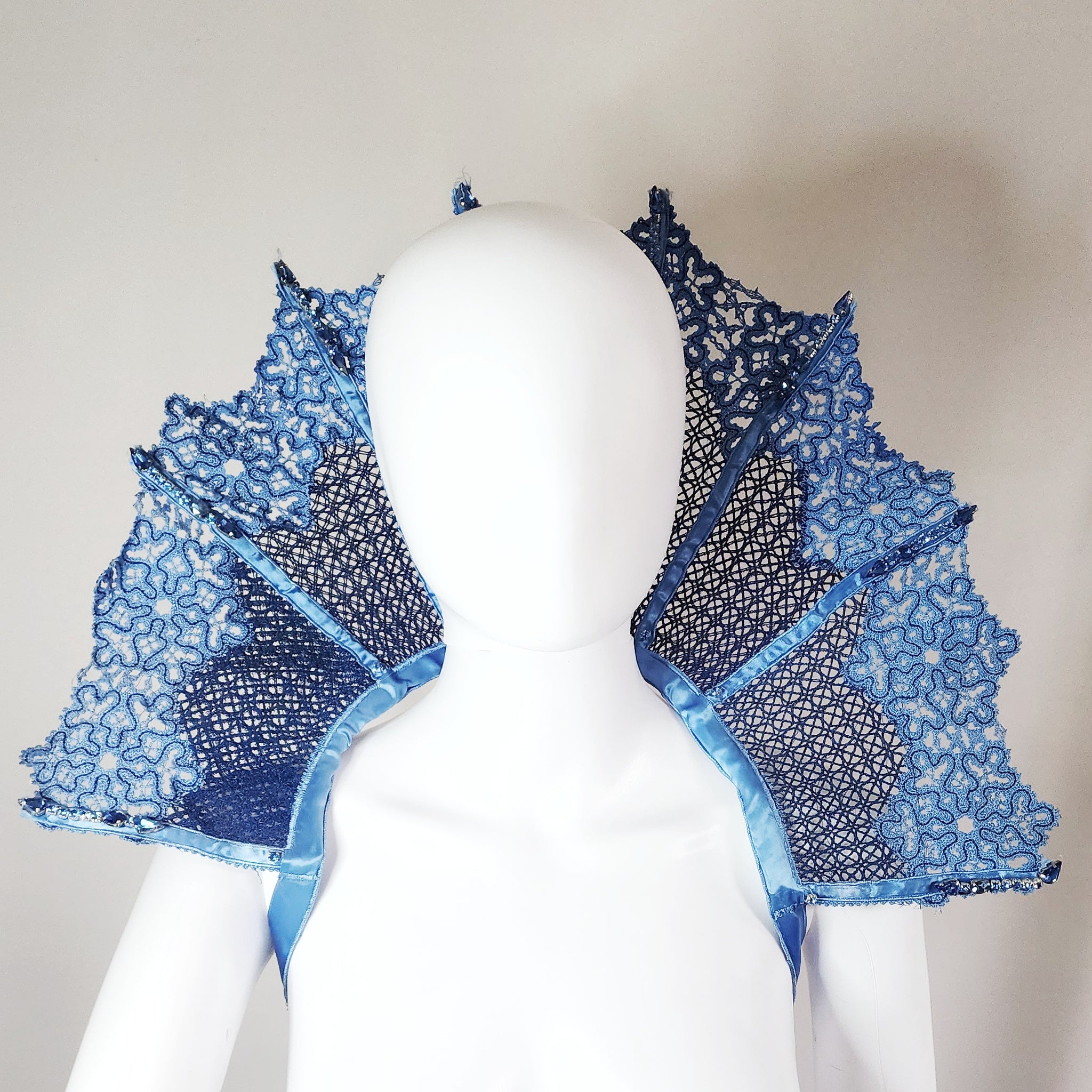 Blue Rhinestone Queen Fan Lace Stand Up Collar